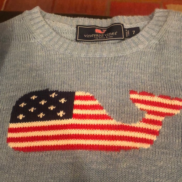 Vineyard Vines boys sweater - Picture 2 of 2